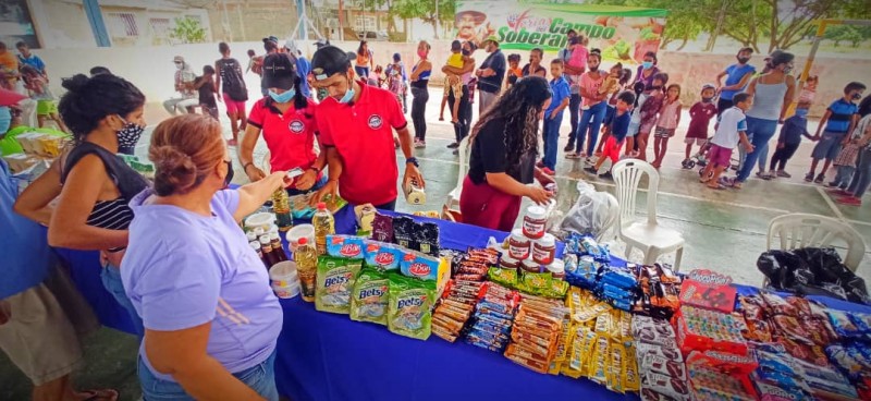 Mercado Popular atendió a más de 1.800 familias de La Blanquilla