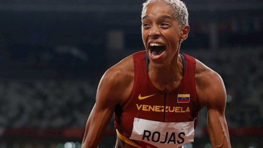 Vea el momento histórico en el que Yulimar Rojas obtuvo medalla de oro en los JJOO (+Fotos y Videos)