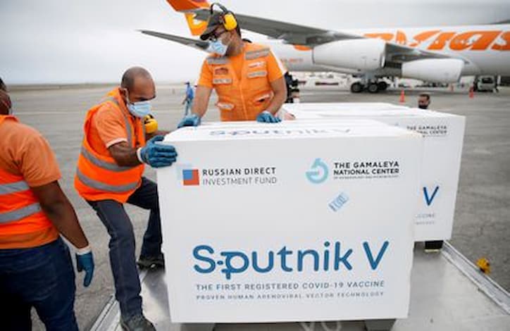 Rusia promete a América Latina poner fin al retraso de envíos de Sputnik V