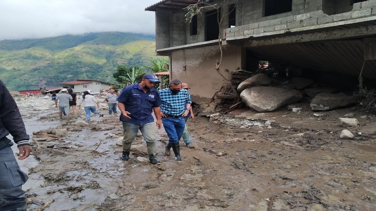 Aumenta a 20 el número de fallecidos en Mérida por fuertes lluvias