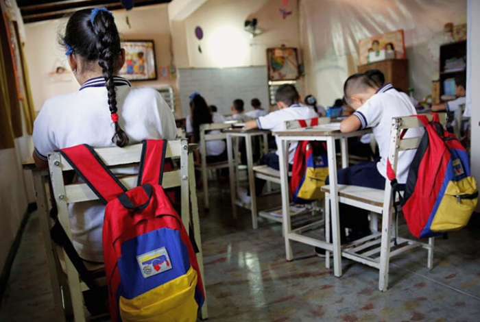 Maduro reiteró que el regreso a clases presenciales se realizará bajo el esquema 7+7
