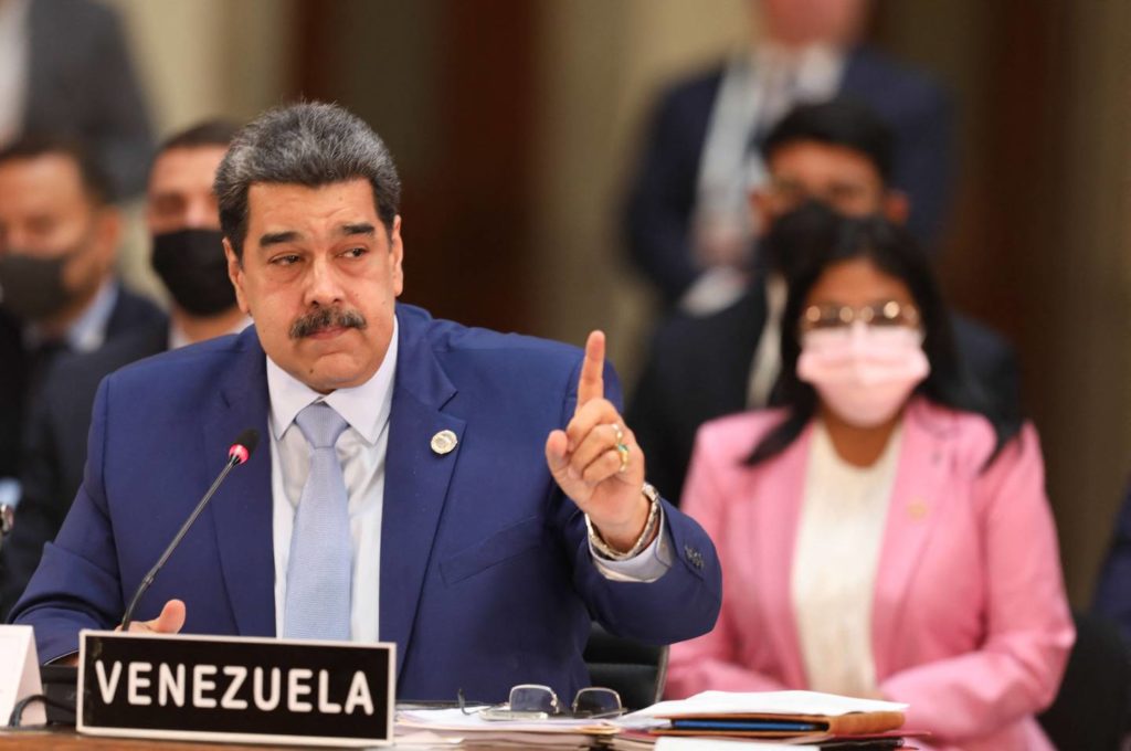Maduro califica de «provocación» los discursos de Lacalle y Abdo Benítez en la cumbre de la Celac
