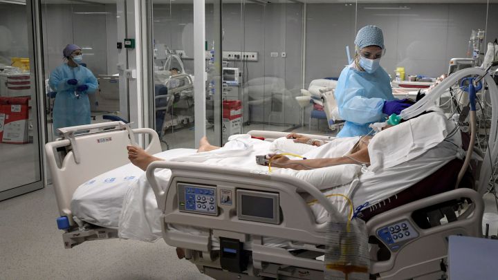 Más de 90% de fallecidos en hospitales de Perú por covid-19 no estaban vacunados