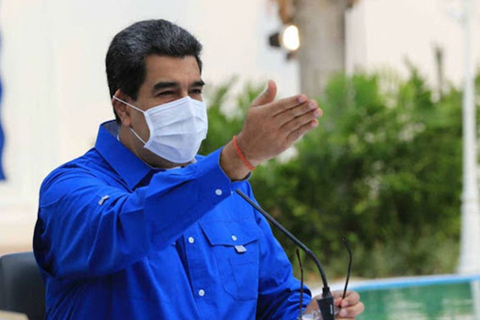 Maduro anunció que el #25Oct comenzará la vacunación de adolescentes