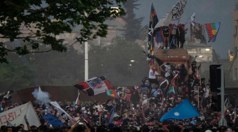 Chile vivió el segundo aniversario del «estallido social» con marchas masivas