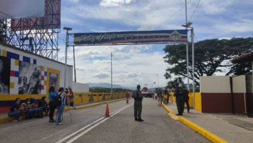 Régimen implementa un plan piloto de paso peatonal entre Venezuela y Colombia