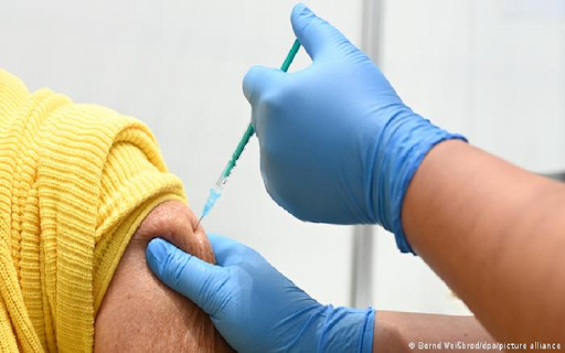 Casi 2 mil personas se han vacunado en la UCV para el regreso a clases