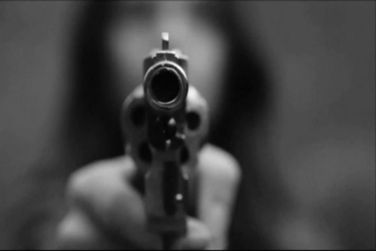 mujer-disparo-policaracas-768x512