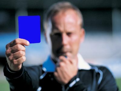tarjeta azul futbol