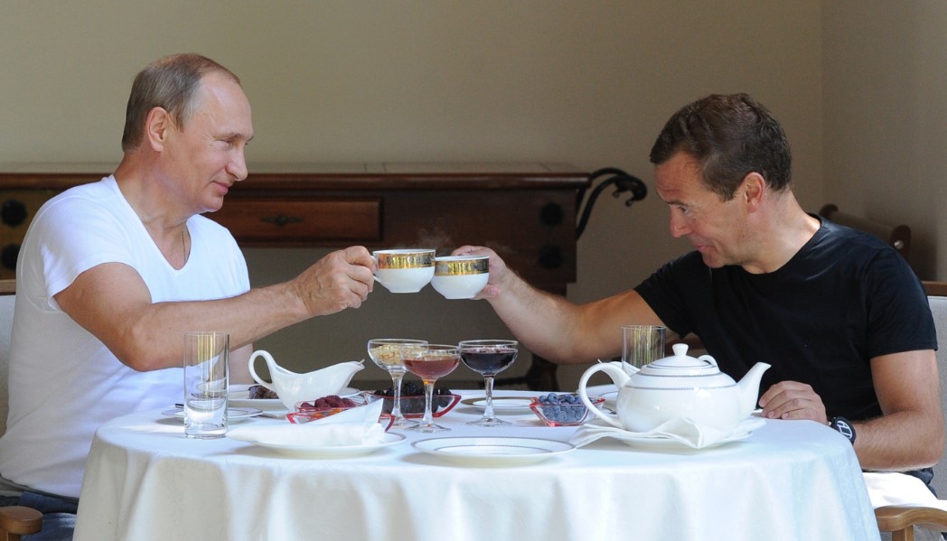 Vladímir Putin y Dmitri Medvédev