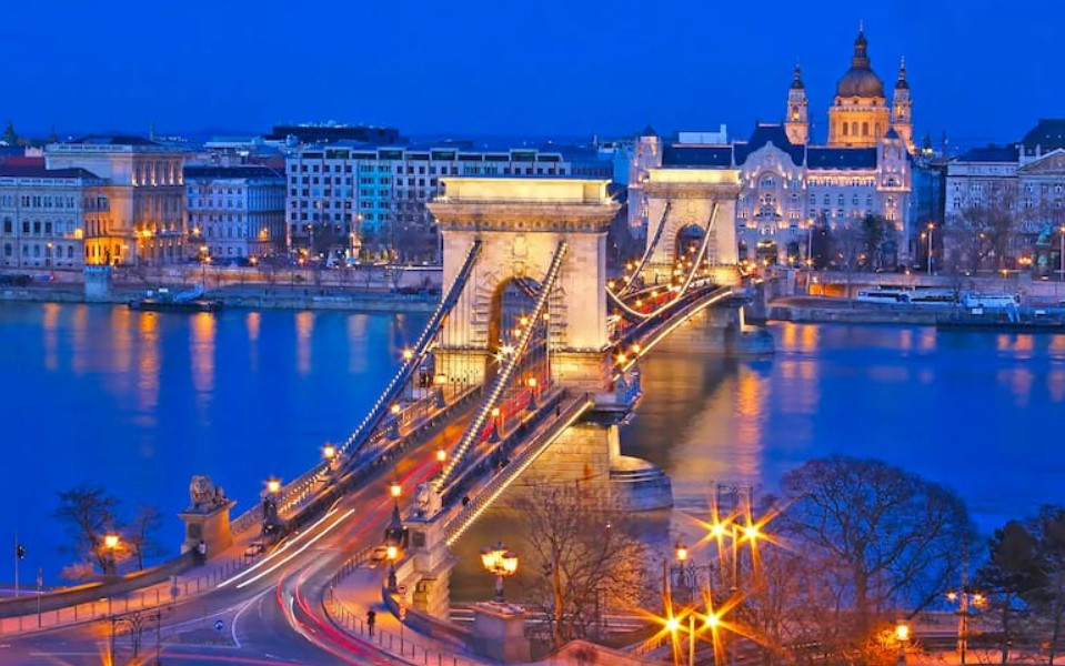 Hungría es el país más fácil para emigrar en 2024.