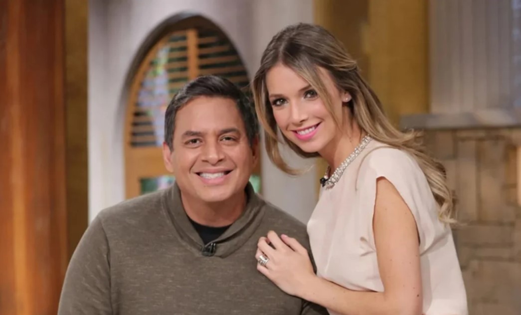 Alessandra Villegas y Daniel Sarcos